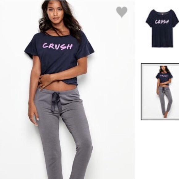 NWT Victorias Secret Large Glitter Graphic Short Sleeve Tee Ruffles - Picture 1 of 7